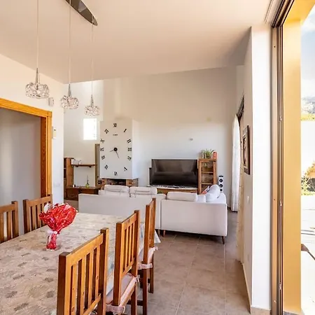 De La Huerta Con Piscina Privada Y Barbacoa Guimar
